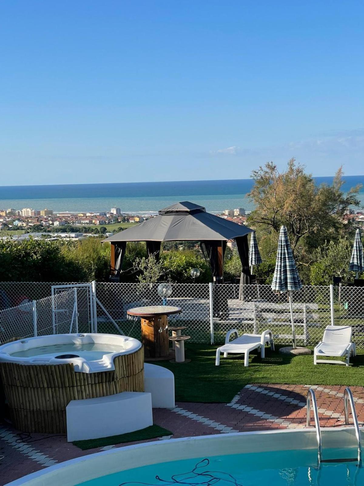 B&B Villa Alma San Costanzo Εξωτερικό φωτογραφία